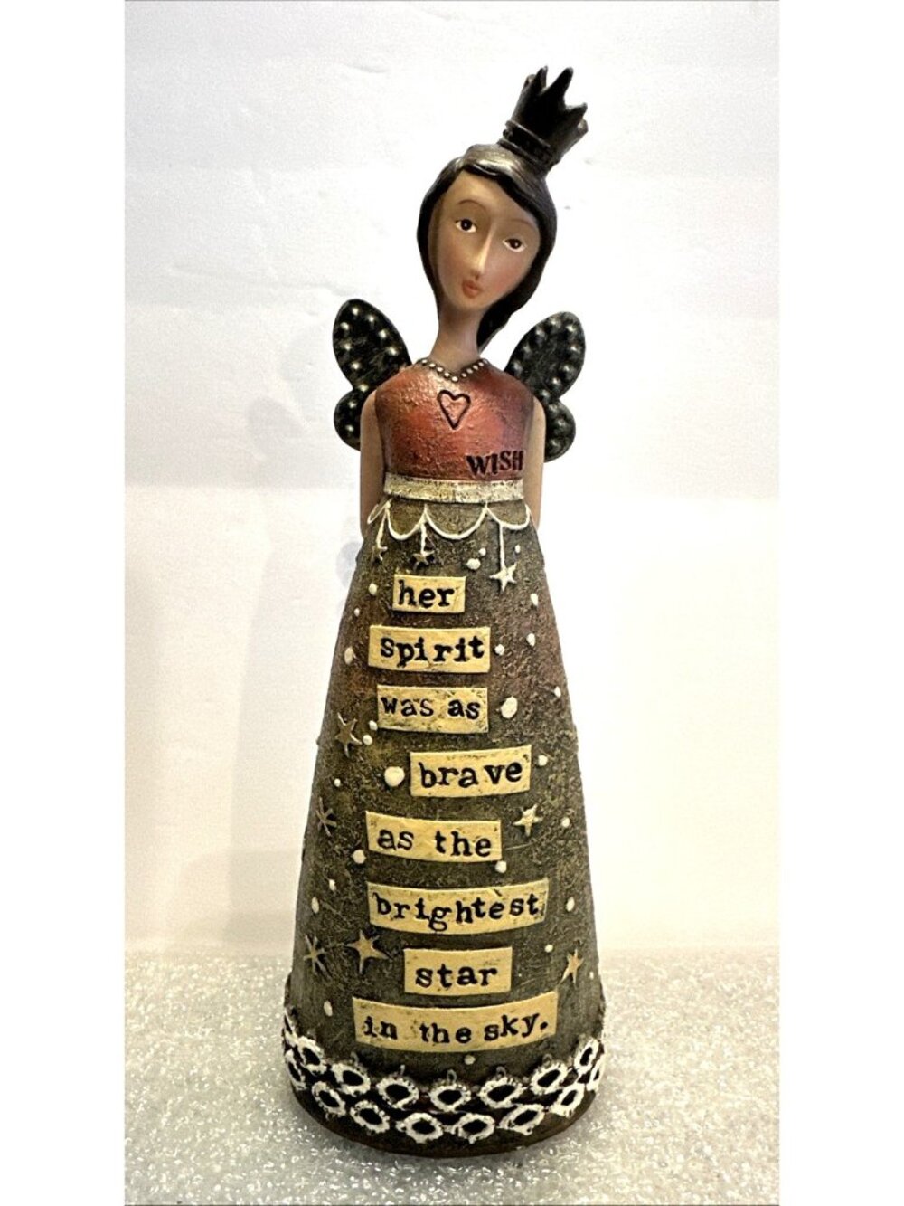 Kelly Rae Roberts WISH Angel Figurine 7" With Wings & Wearing Crown Demdaco 2015